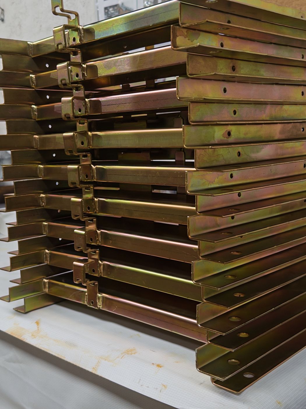 Bases galvanizadas con acabado tropicalizado